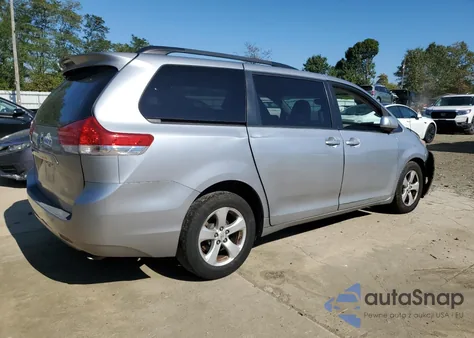 2012 Toyota Sienna Le from USA, damaged, VIN 5TDKK3DC7CS198330